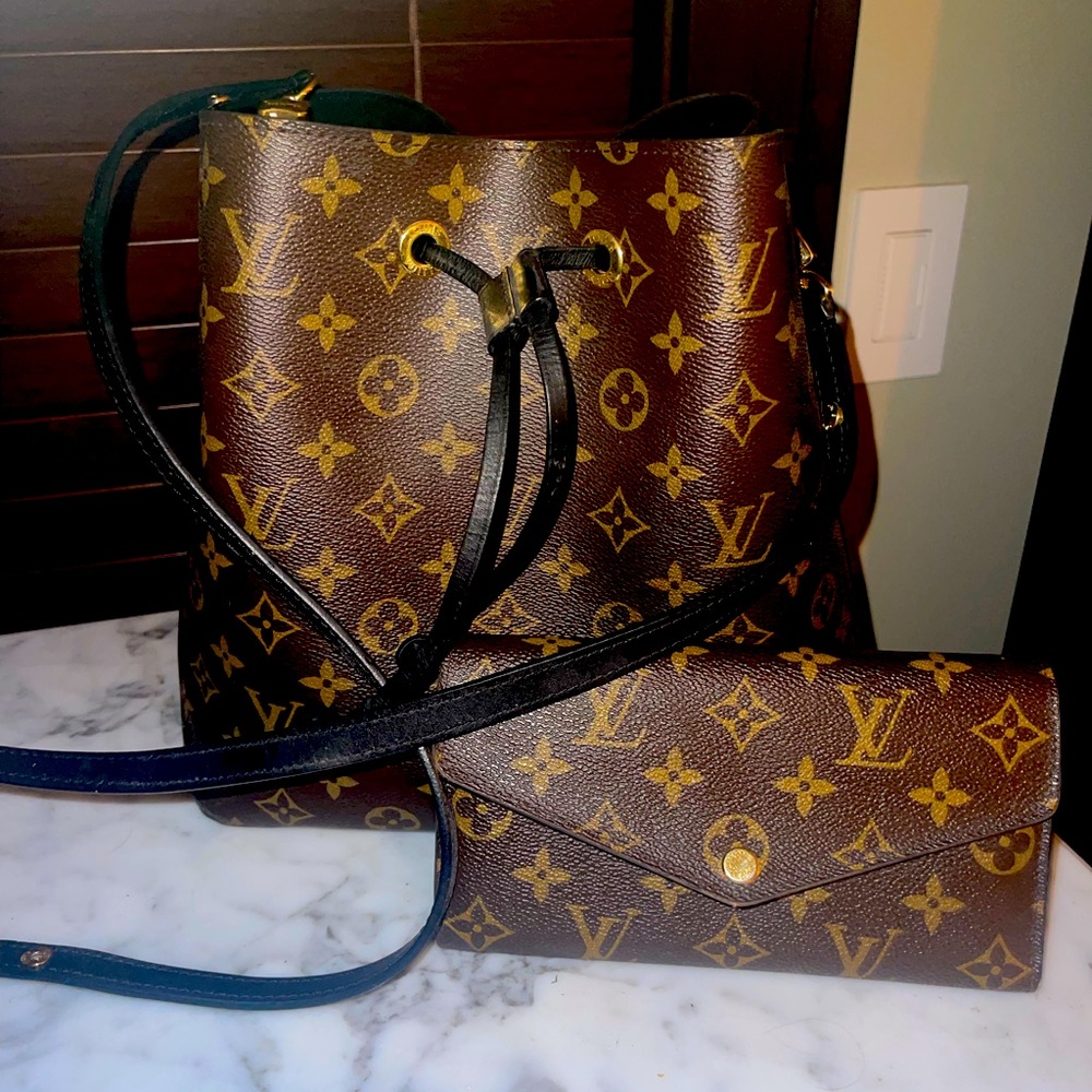 Genuine Louis Vuitton purse & wallet